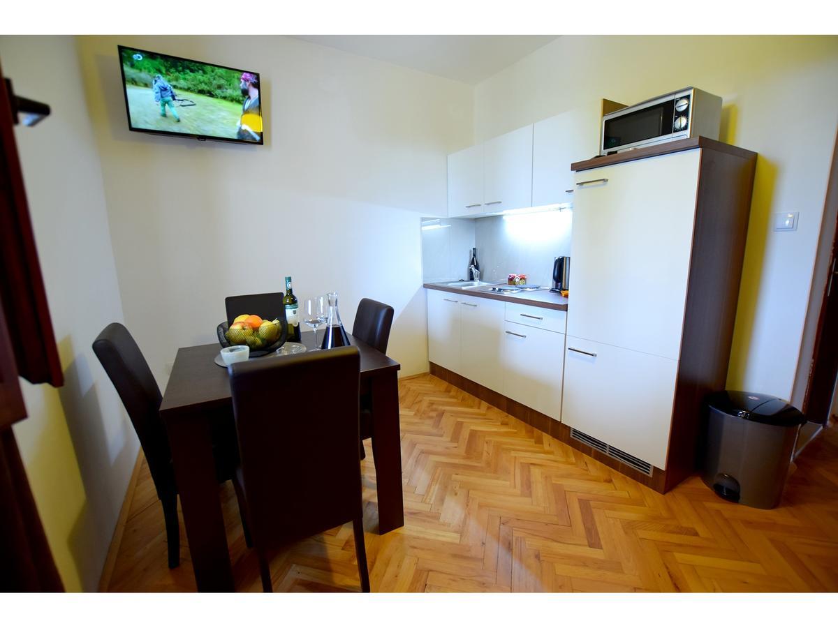 Apartments Laroom Seline Exterior foto